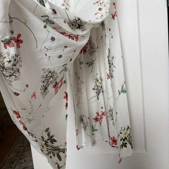 Floral Maxi Dress - White - Cottagecore Romantic Coastal Feminine Summer Garden - Picture 5 of 9